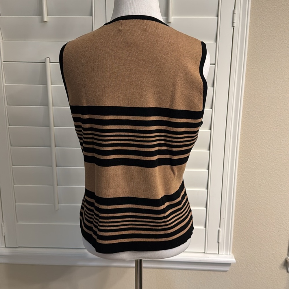  Two piece set - Picture 4 of 6